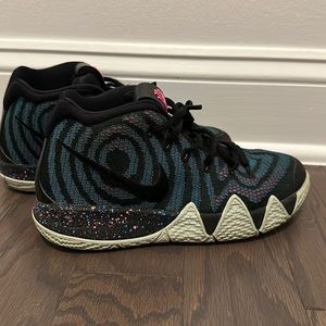Nike Kyrie 4 80s